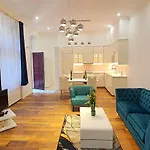 Premium Apartment Right Under Buda Castle